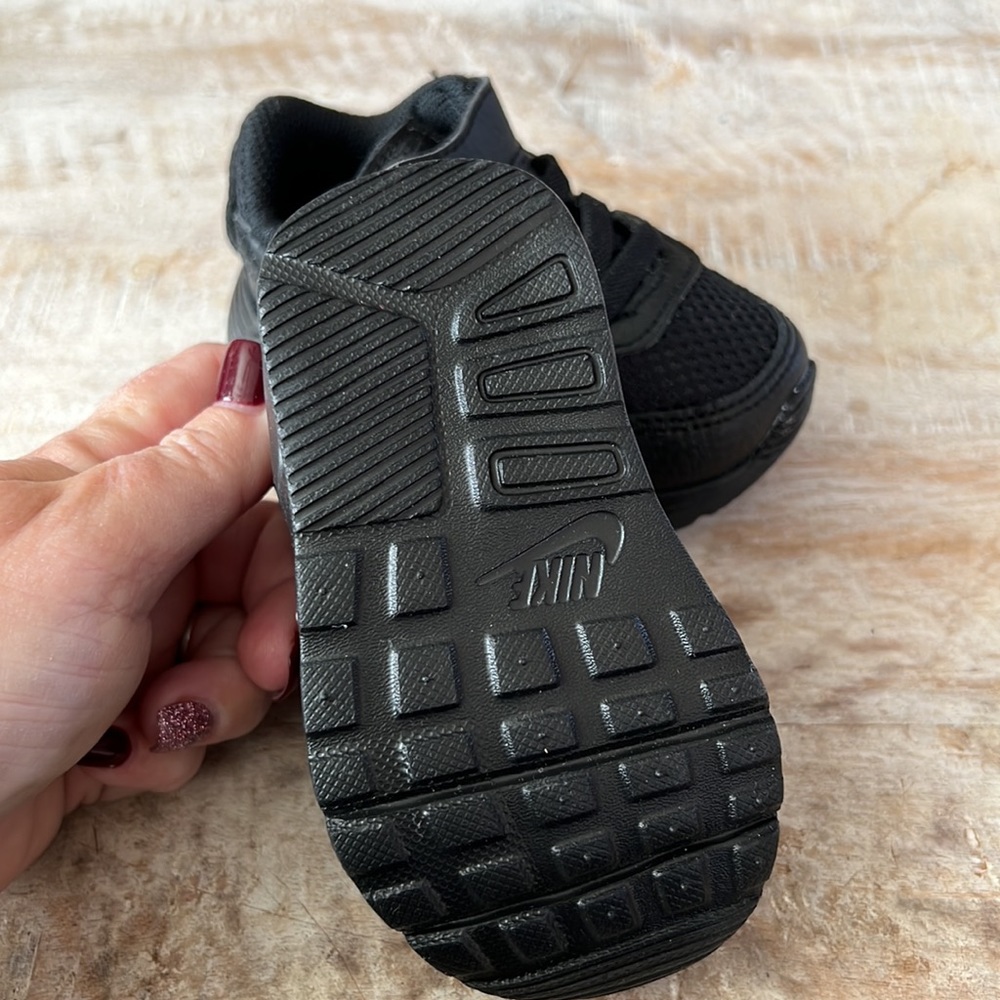 Nike Air Max SC Sneakers {Triple Black} 4 - Picture 7 of 11